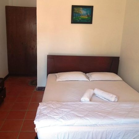 Bien Dua Backpacker Hotel Phan Thiet Exterior photo