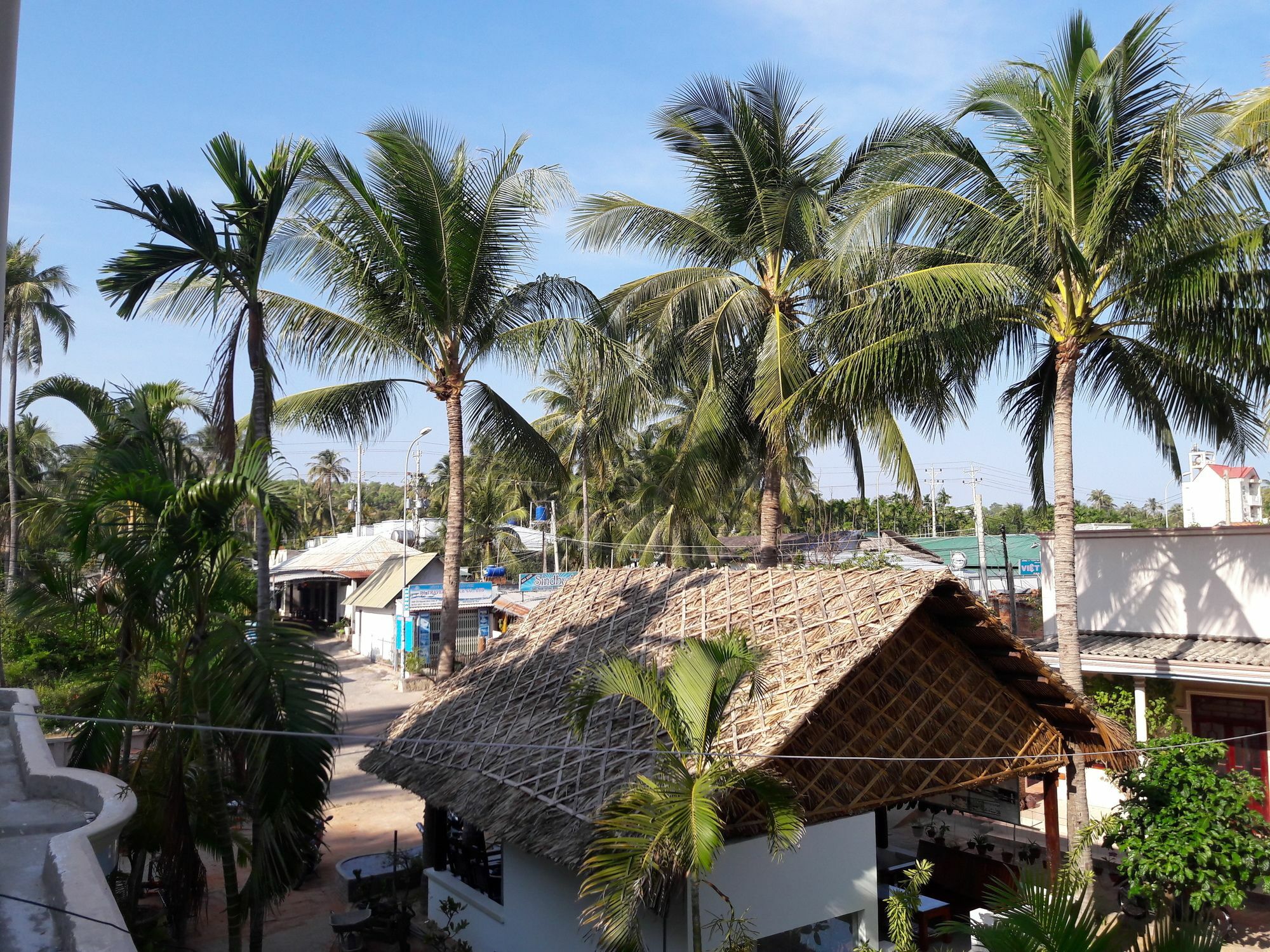 Bien Dua Backpacker Hotel Phan Thiet Exterior photo