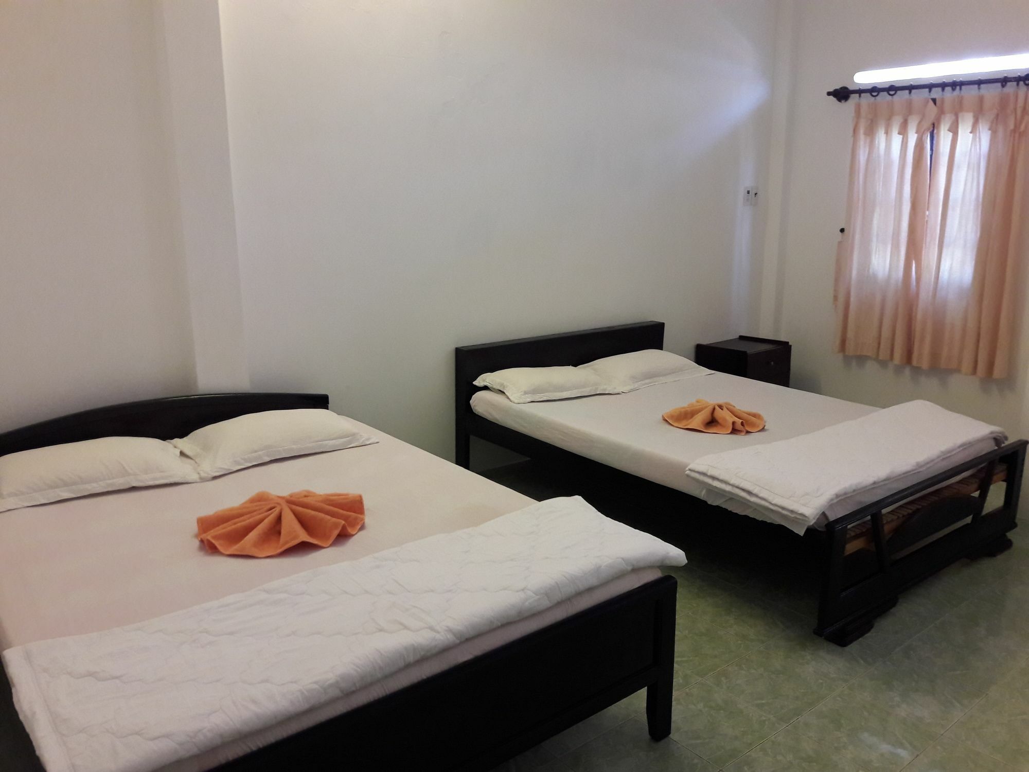 Bien Dua Backpacker Hotel Phan Thiet Exterior photo